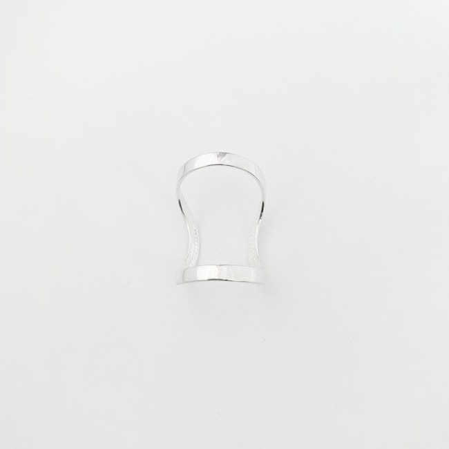 Anel Ajustável com Dois Aros Curvos