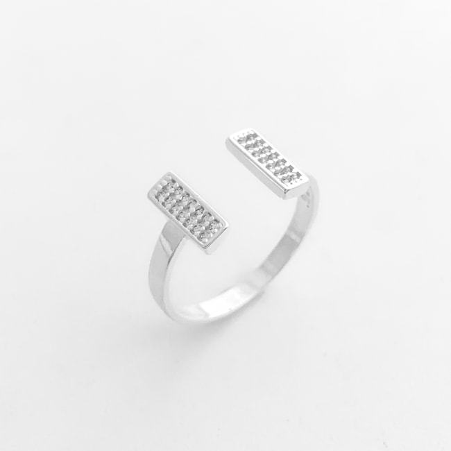 Anel Ajustável com Retângulos Cravejados de Zircônias