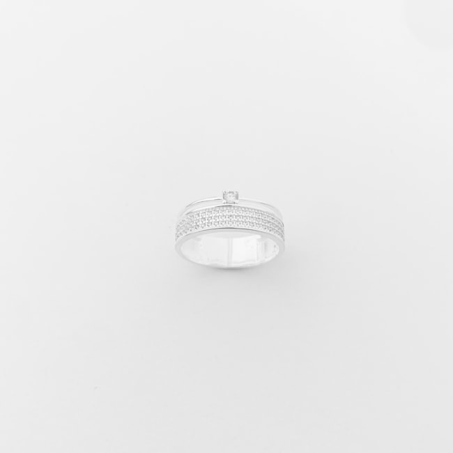 Anel Aliança Cravejada com Zircônia com Solitário