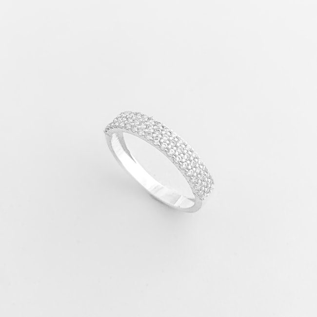 Anel Aparador Aro Médio Cravejado com Zircônia