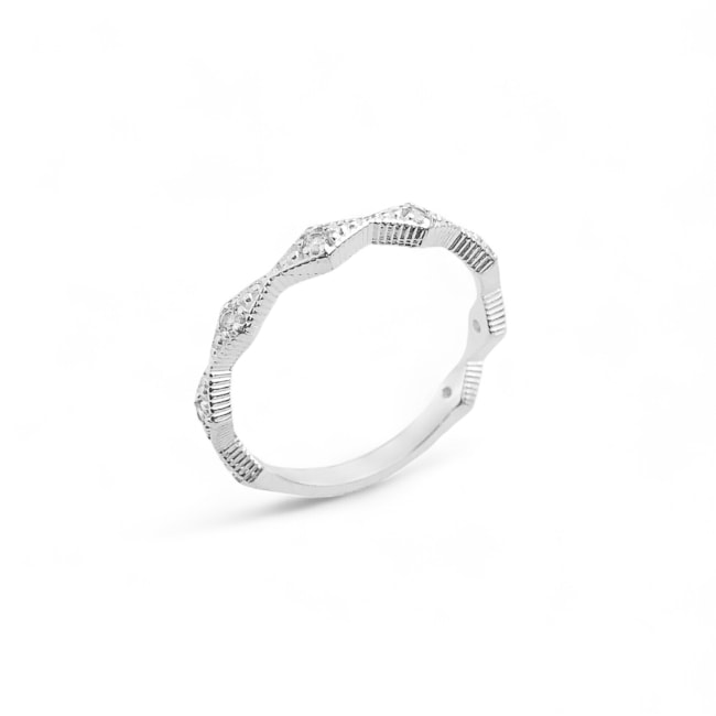 Anel Aparador com Losangos Cravejado de Zircônias