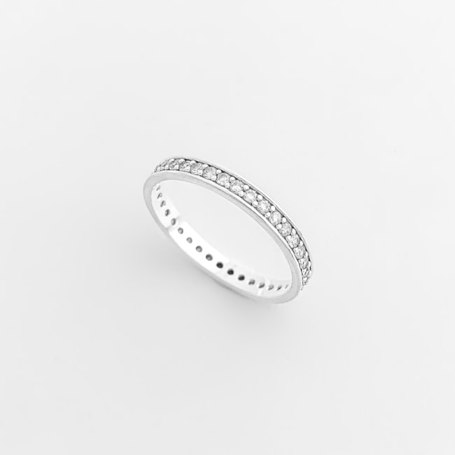 Anel Aparador Cravejado com Zircônias