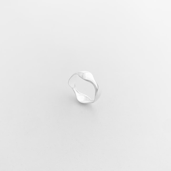 Anel Aro Liso com Efeito Ondulado