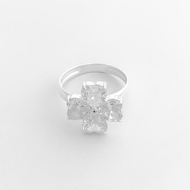 Anel Aro Liso com Trevo de Zircônia Cristal 