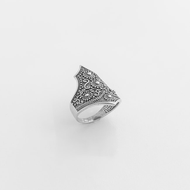 Anel Boho com Detalhes em Arabescos Envelhecido 