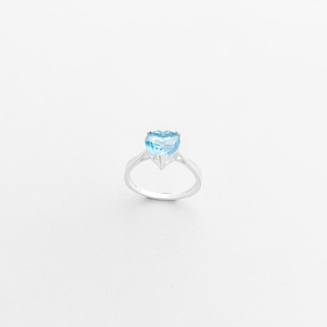 Anel com Zircônia em Formato de Coração com Água Marinha 