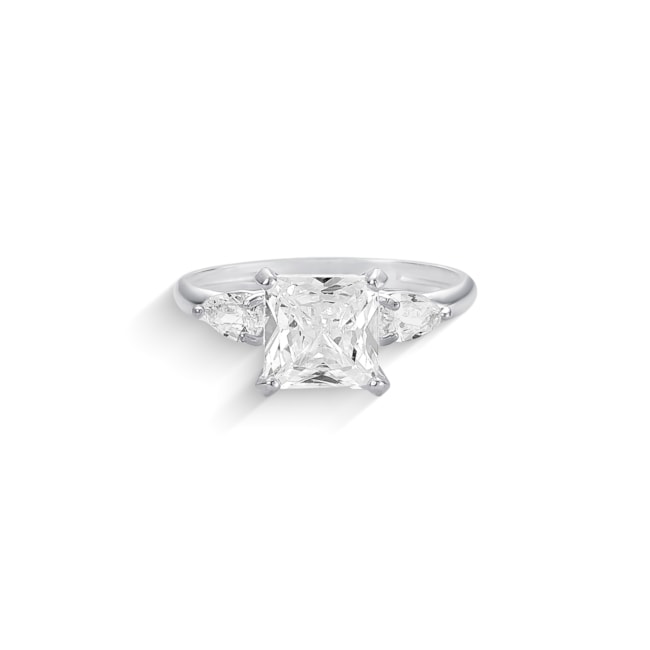 Anel com Zircônias em Gota e Quadrada