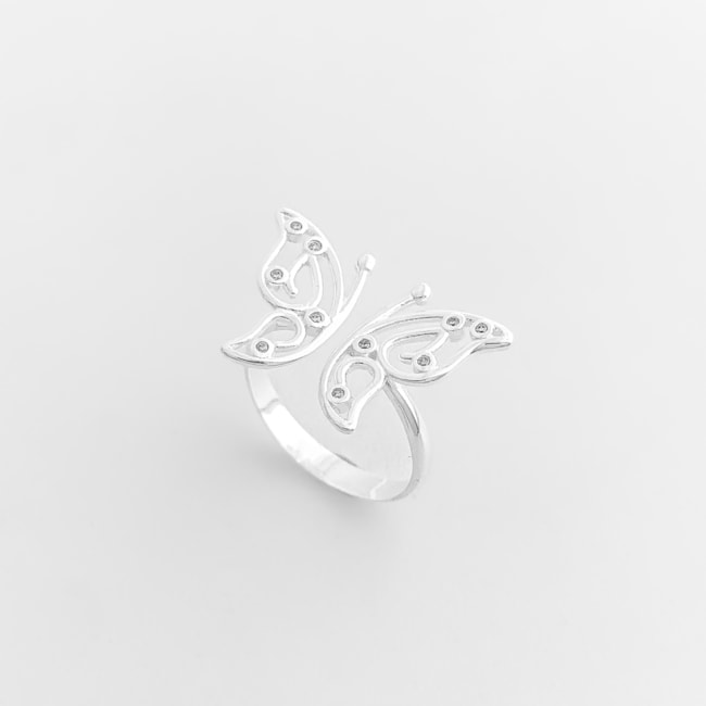 Anel de Borboleta com Asas Vazada Detalhadas com Zircônia 