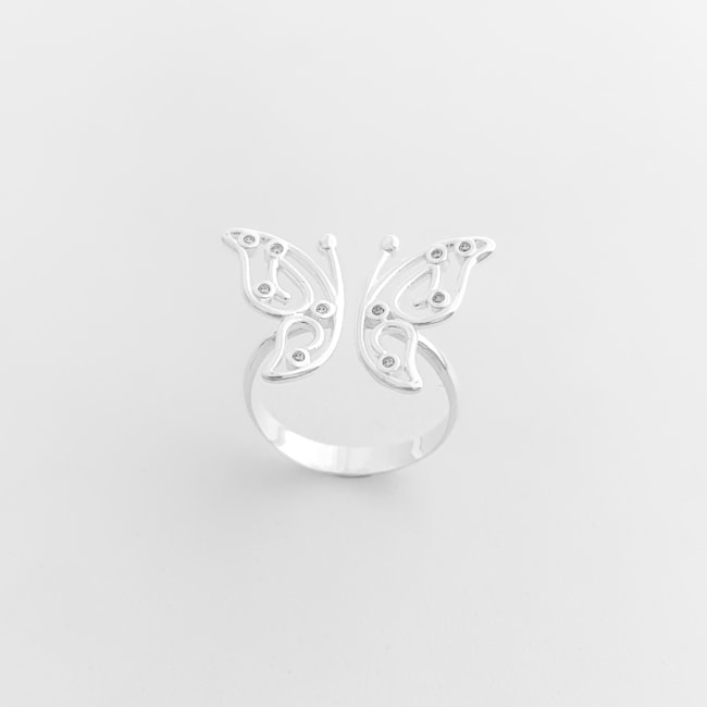 Anel de Borboleta com Asas Vazada Detalhadas com Zircônia 