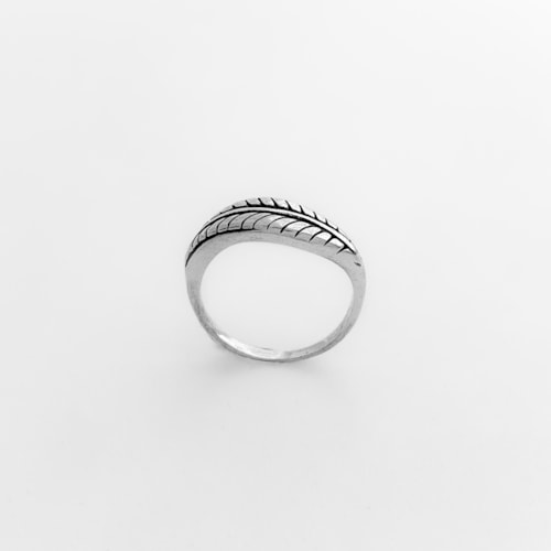 Produto Anel de Folha