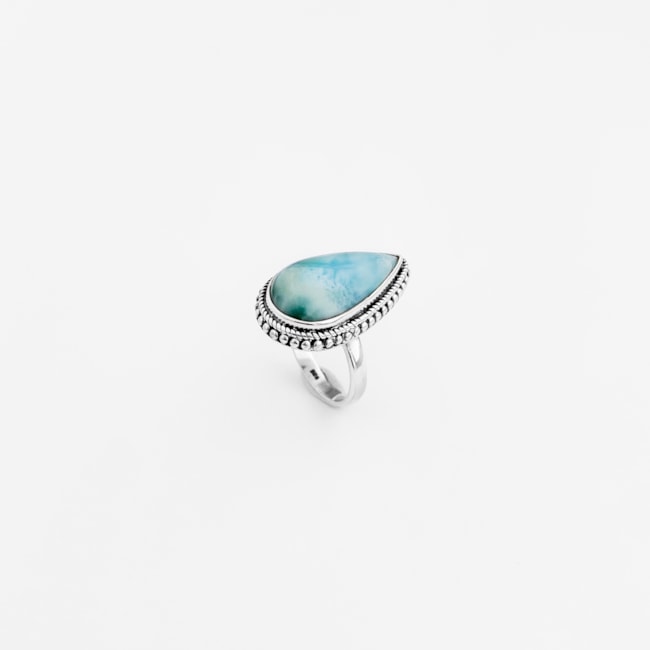 Anel de Larimar 