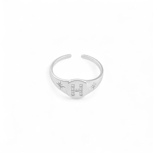 Anel de Topo Oval com Letra H Cravejada e Estrelas Ajustável 