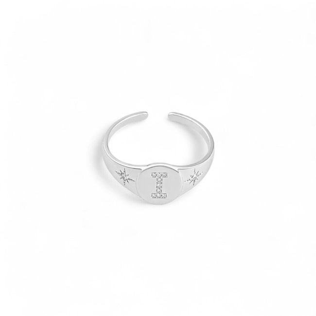 Anel de Topo Oval com Letra I Cravejada e Estrelas Ajustável 