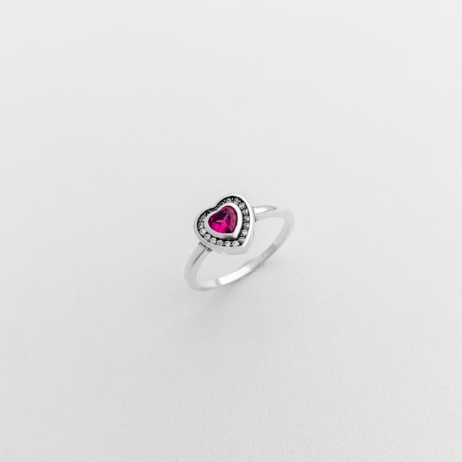 Anel de Zircônia Rosa e Branca em Coração 