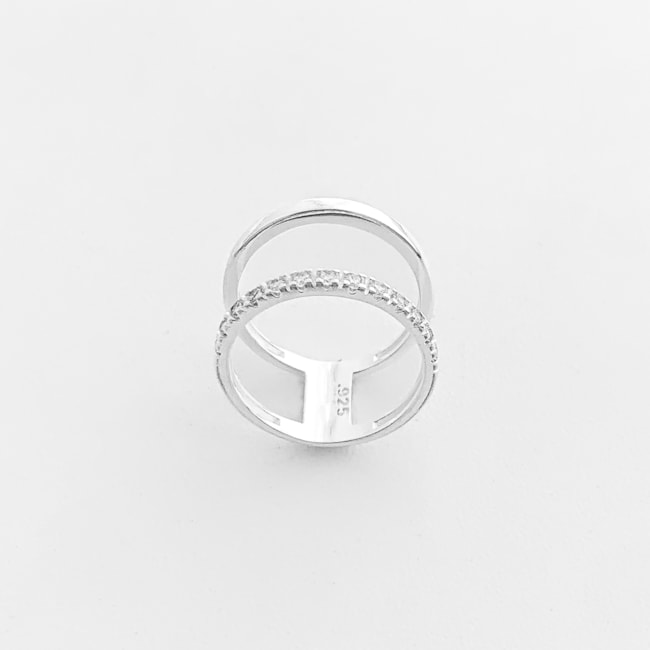 Anel Duplo com Aro Cravejado de Zircônias