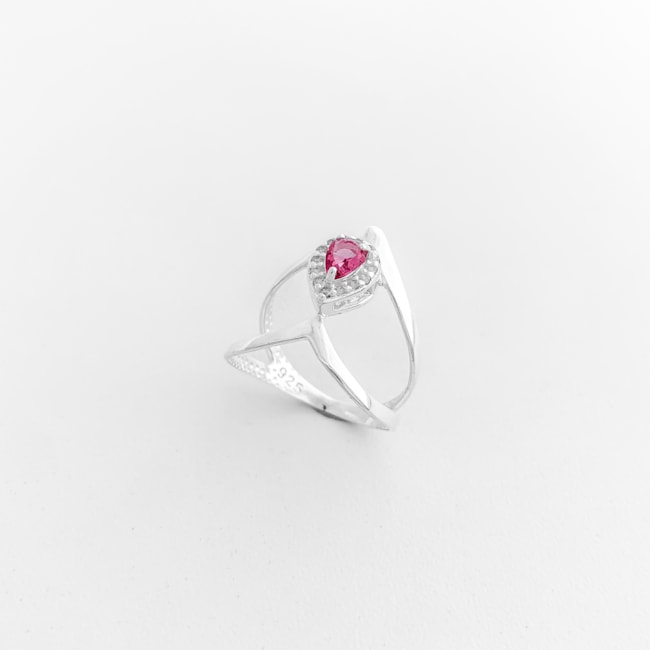 Anel em V Duplo com Gota Rubi Rose Cravejada com Zircônias
