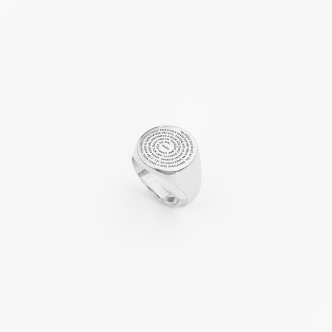 Anel Estilo Sinete Redondo com Oração do Pai Nosso