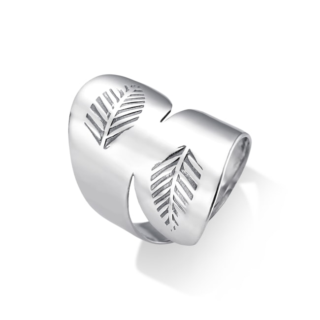 Anel Grande Trabalhado com Folhas