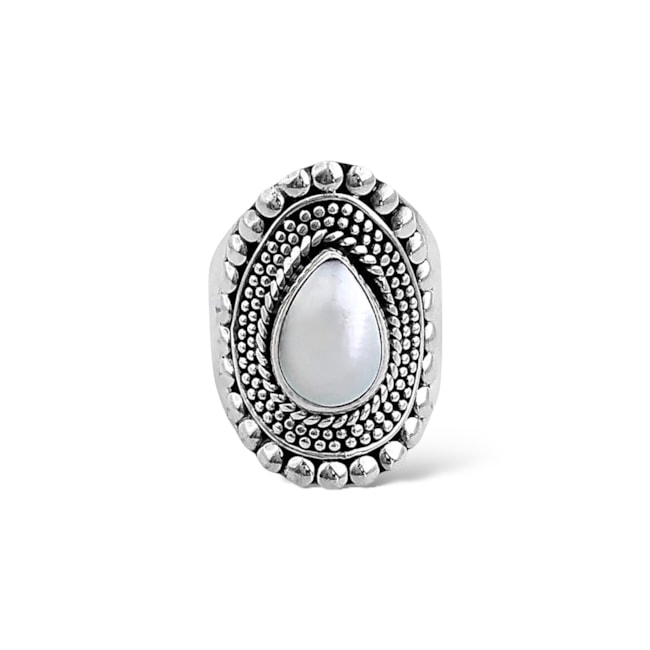 Anel Trabalhado com Pérola em Formato de Gota