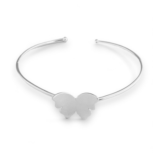 Bracelete Branco com Borboleta Lisa  