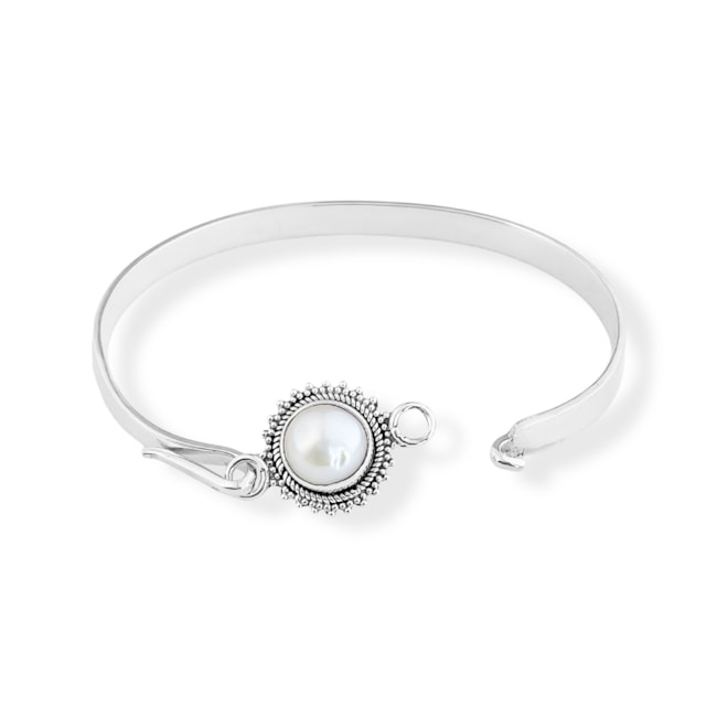Bracelete com Pérola e Detalhes de Corda e Bolinhas em Volta da Pedra 