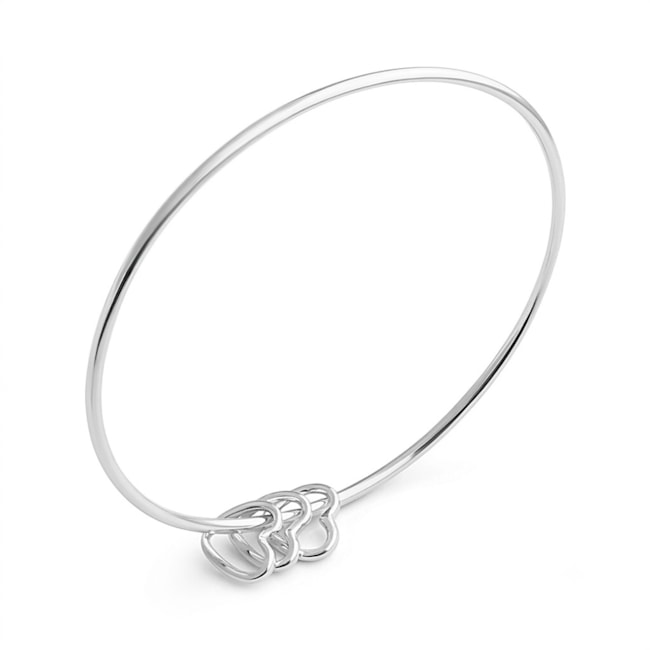 BRACELETE LISO COM 3 PINGENTES DE CORAÇÃO VAZADO