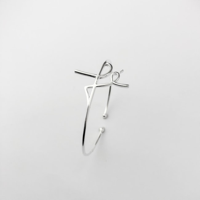 Bracelete Liso com a Palavra "Fé" em Cursiva  