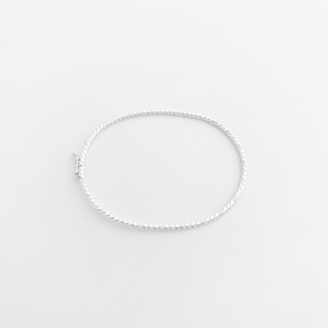 Bracelete Torcido Mais Fechado