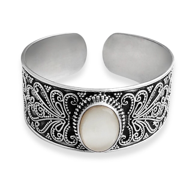 Bracelete Trabalhado com Pérola