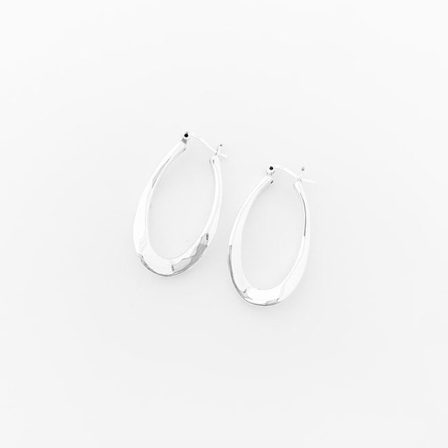 Brinco Argola Oval Ondulada em Eleformação