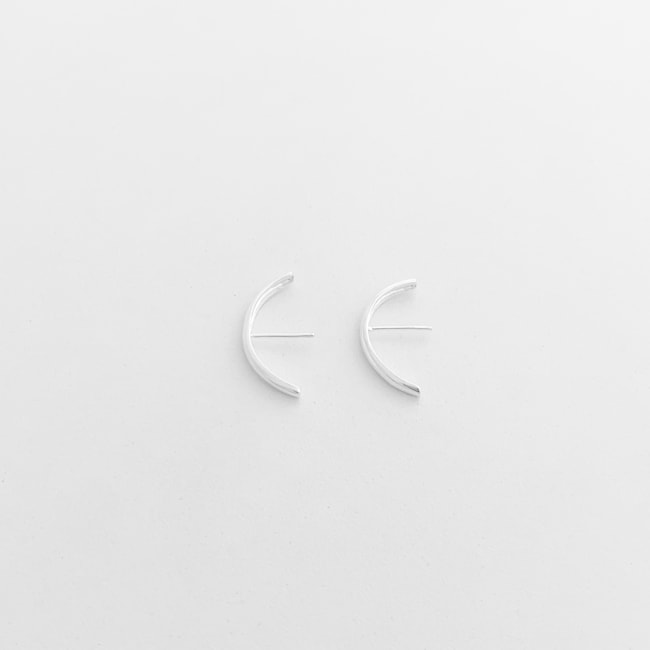 Brinco Branco Ear Hook Liso