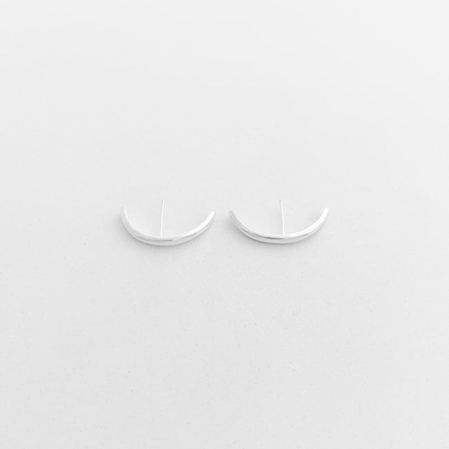 Brinco Branco Ear Hook Liso