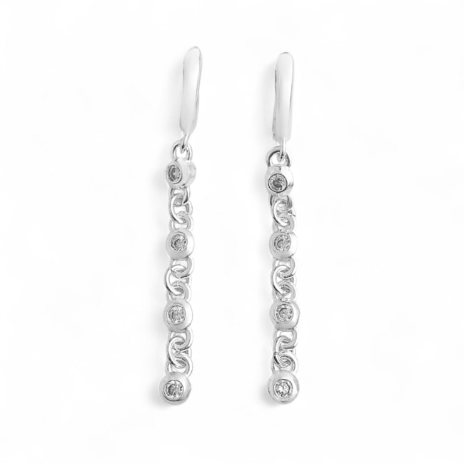 Brinco de Argola com Fio de Zircônias Brancas