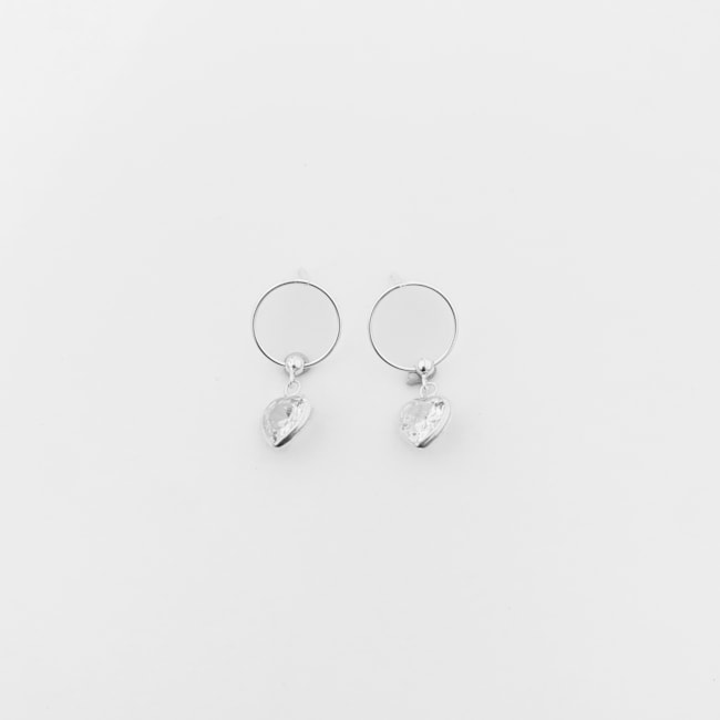 Brinco de Argola com Zircônia de Coração Rosa