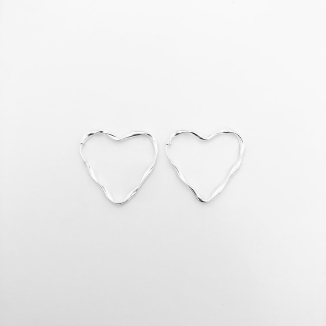 Brinco de Argola de Coração Torcida de Encaixe - 3cm