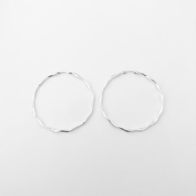 Brinco de Argola Torcida de Encaixe -  5cm