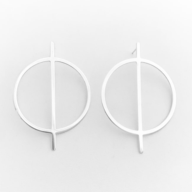 Brinco de Círculo com Fio Liso 