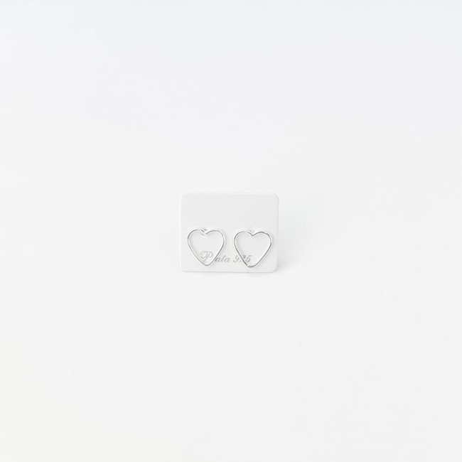 Brinco de Coração Liso Vazado