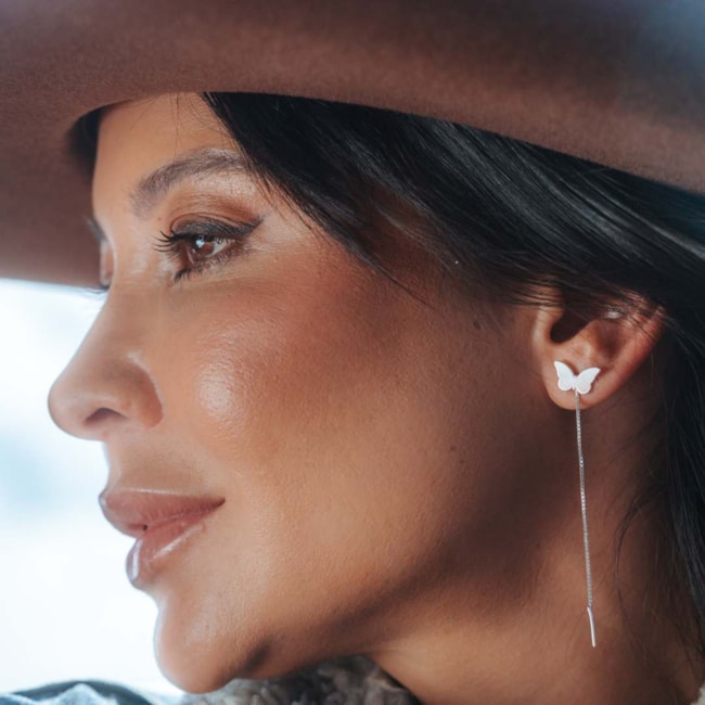 Brinco de Fio com Tarraxa de Borboleta 