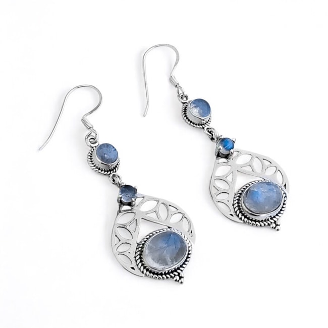 Brinco de Gancho com Pedras da Lua e Pêndulo Vazado 