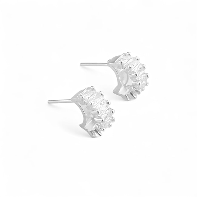Brinco de Lua Cravejado com Zircônia