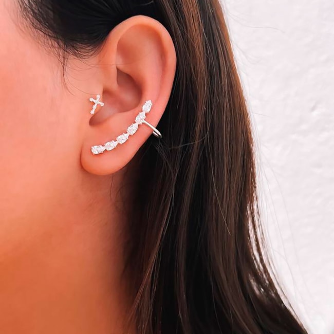 Brinco Ear Cuff com Zircônias Brancas 