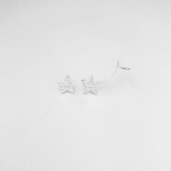 Brinco Ear Cuff de Estrela Cravejado com Zircônias