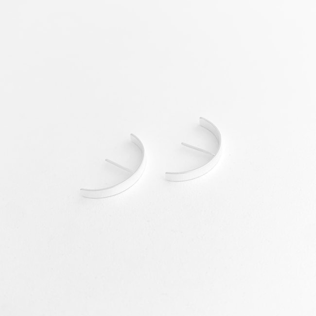 Brinco Ear Hook Liso Curvado