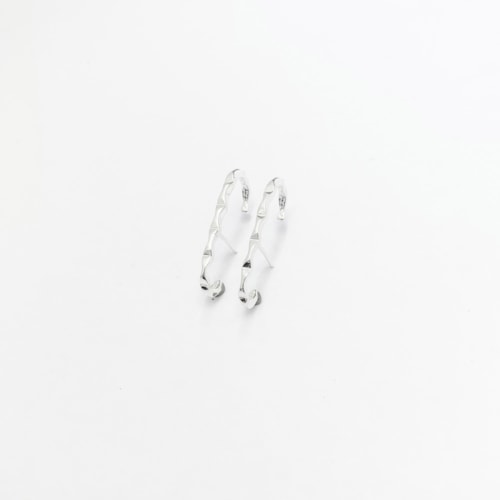 Produto Brinco Ear Hook Ondulado Grande