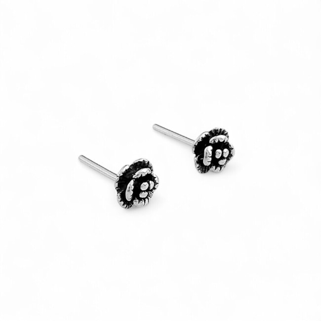 Brinco Envelhecido Botão de Rosa 