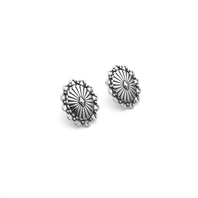 BRINCO ENVELHECIDO OVAL TRABALHADO COM ARABESCOS