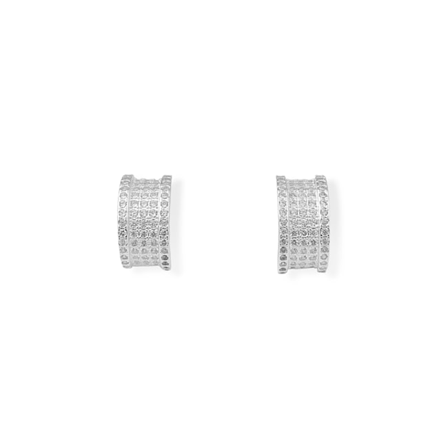 Brinco Meia Argola Cravejada de Zircônia Cristal 