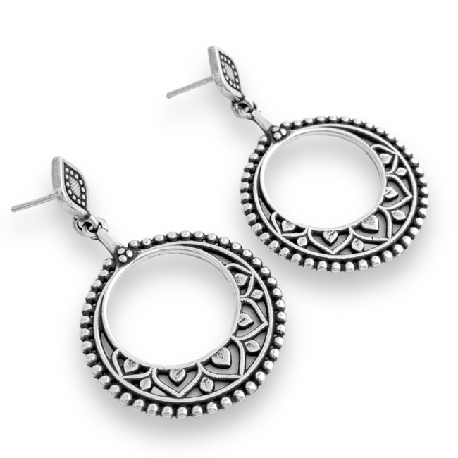 Brinco Pêndulo Boho de Circulo Vazado Trabalhado 