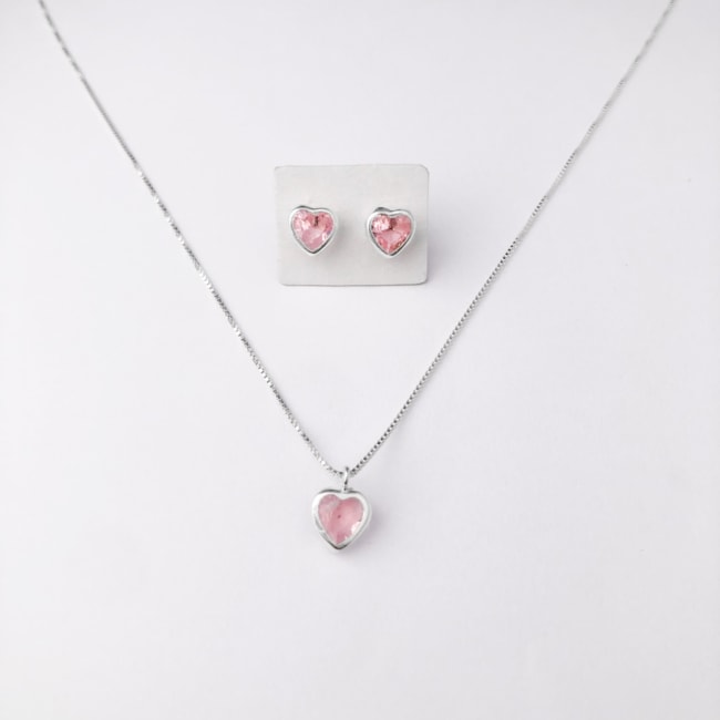 Conjunto de Coração em Zircônia Rosa